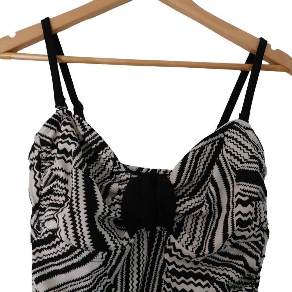 24 Ocean Womens Blouson One‎ Piece Swimsuit Black White Slimming Tummy Control M - Picture 2 of 5